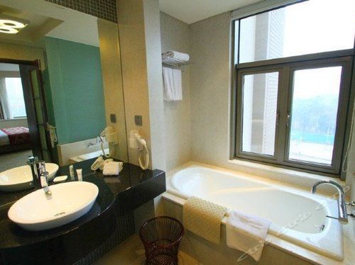 Shanghai Forte Hotel Esterno foto